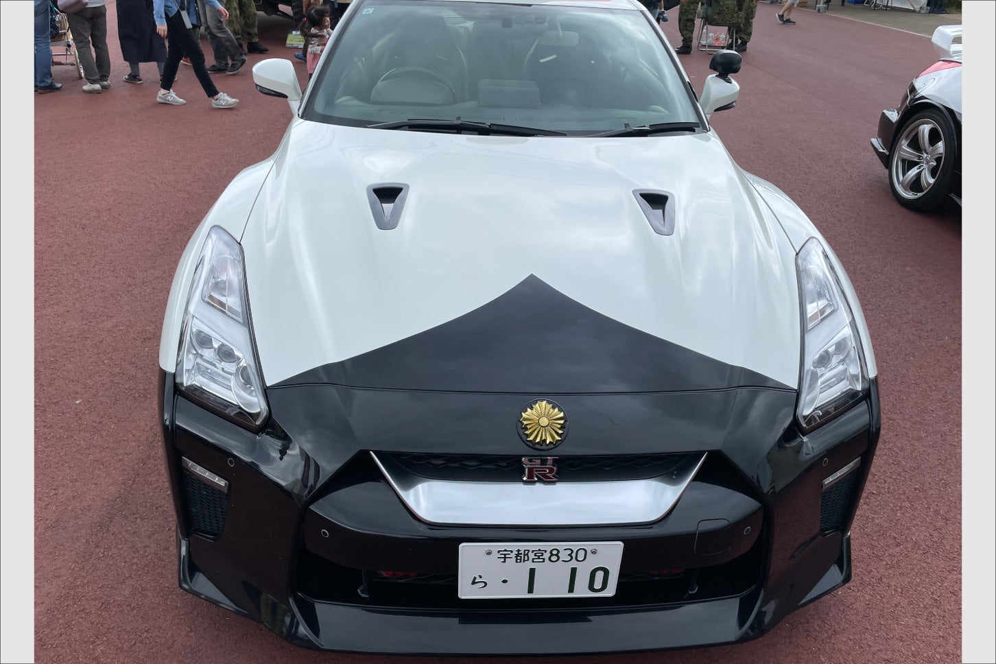 モビリティリゾートもてぎに展示された「日産・GT-R（R35型）」のパトカー。