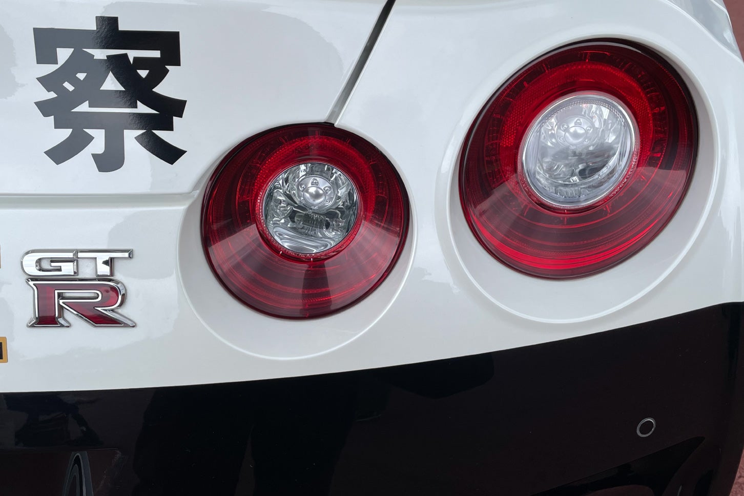 モビリティリゾートもてぎに展示された「日産・GT-R（R35型）」のパトカー。