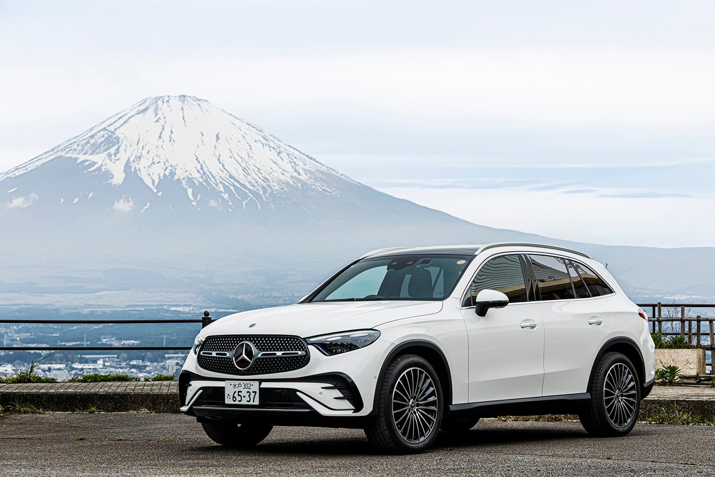 メルセデス・ベンツ GLC 220d 4マチック コア｜Mercedes-Benz GLC 220d 4MATIC Core