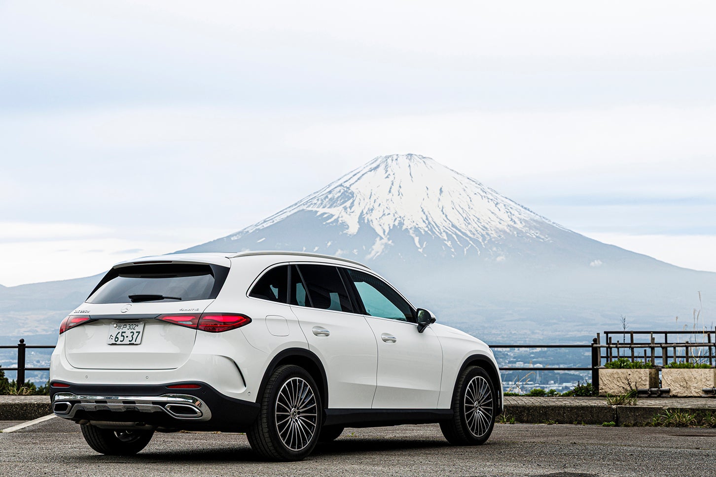 メルセデス・ベンツ GLC 220d 4マチック コア｜Mercedes-Benz GLC 220d 4MATIC Core