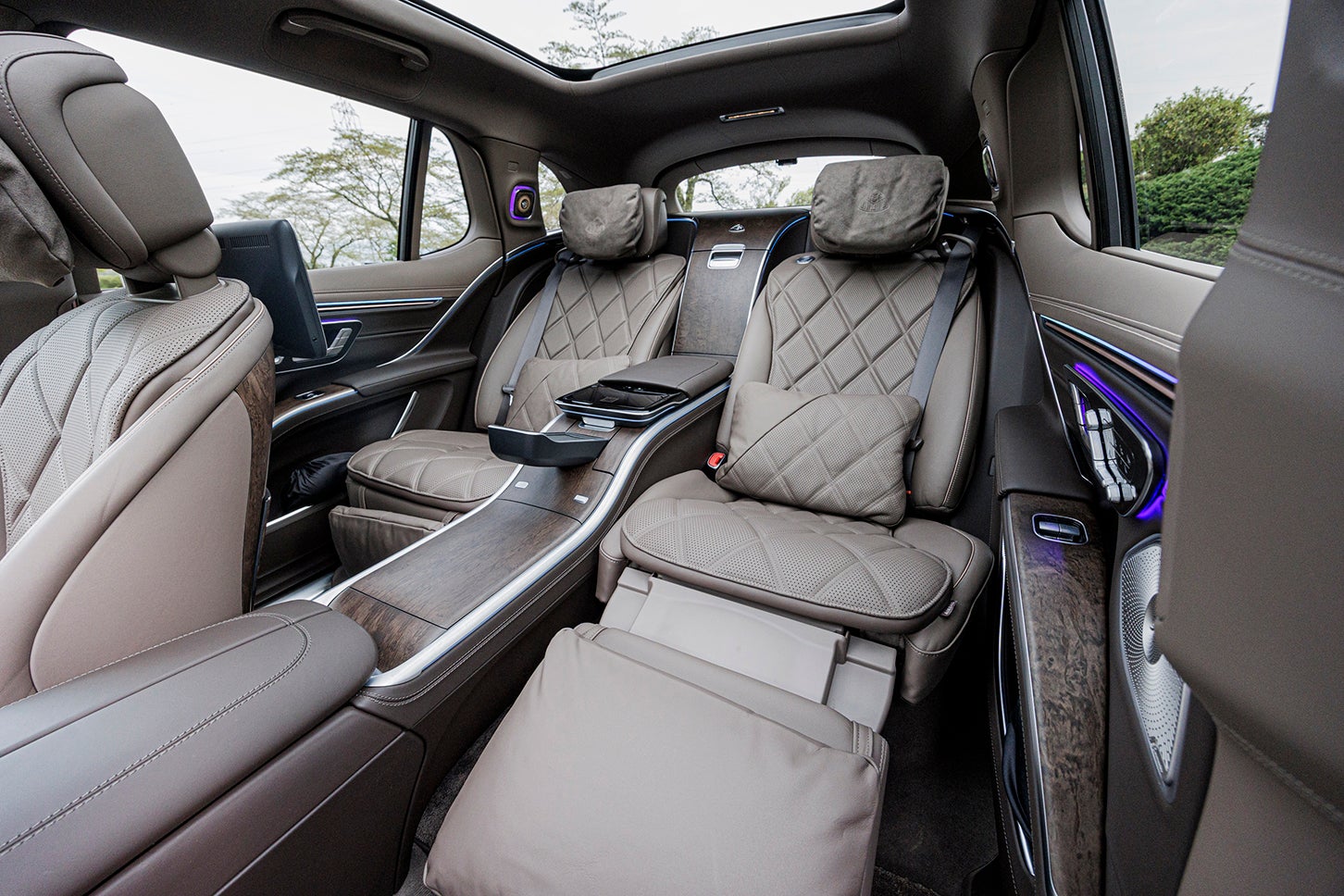 メルセデス・マイバッハ EQS 680 SUV｜Mercedes-Maybach EQS 680 SUV