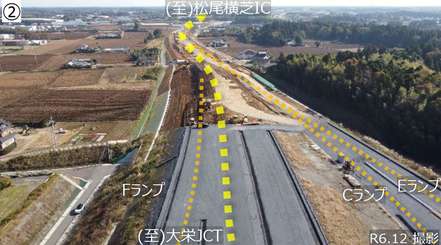 圏央道 大栄JCT付近の工事状況。2024年12月撮影。