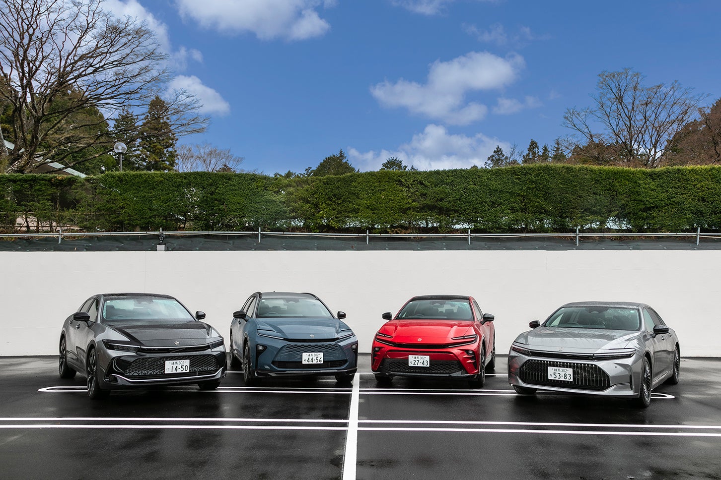 トヨタ・クラウン エステートRS(プラグインハイブリッド車)|Toyota Crown Estate RS(PHEV)