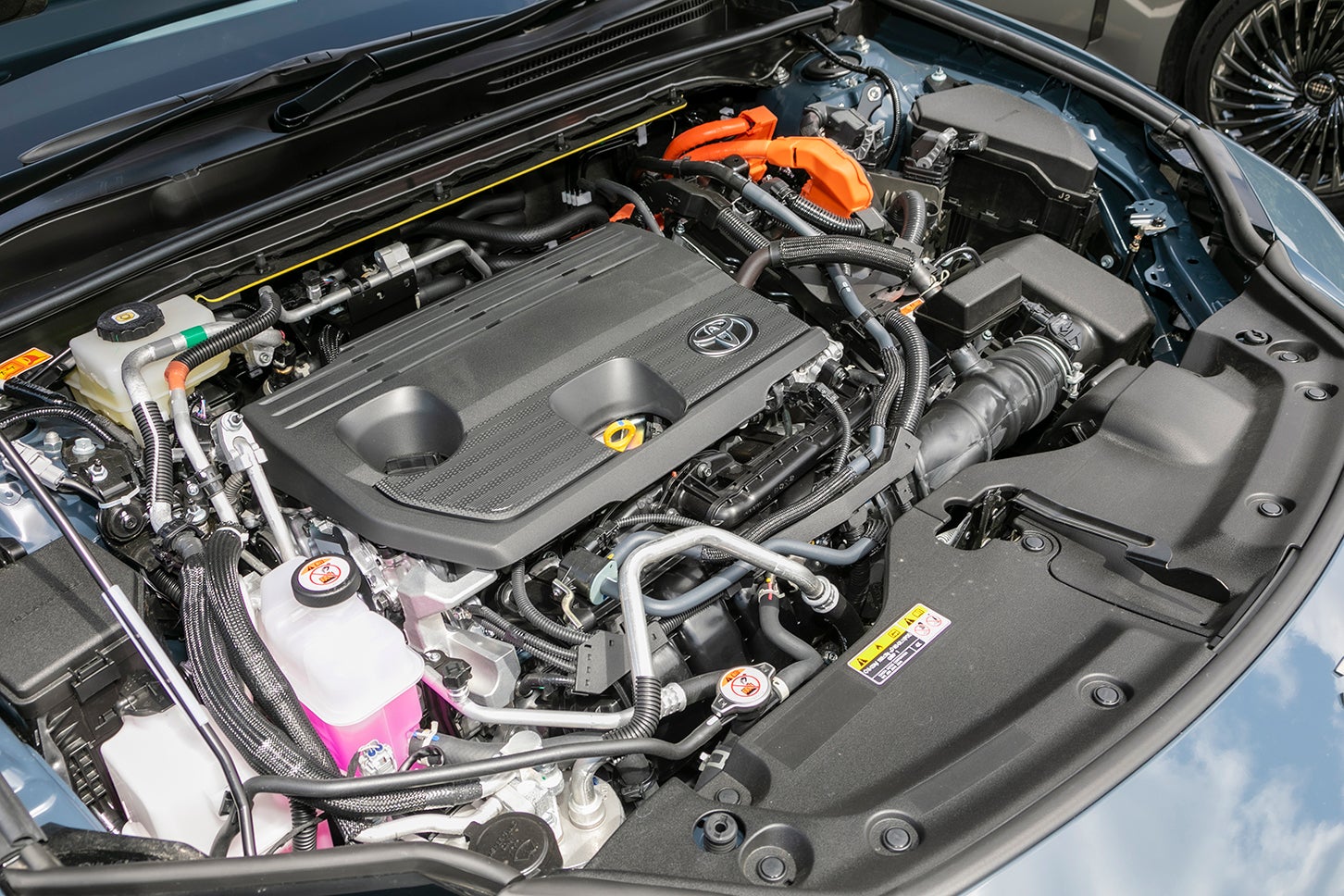 トヨタ・クラウン エステートRS(プラグインハイブリッド車)|Toyota Crown Estate RS(PHEV)