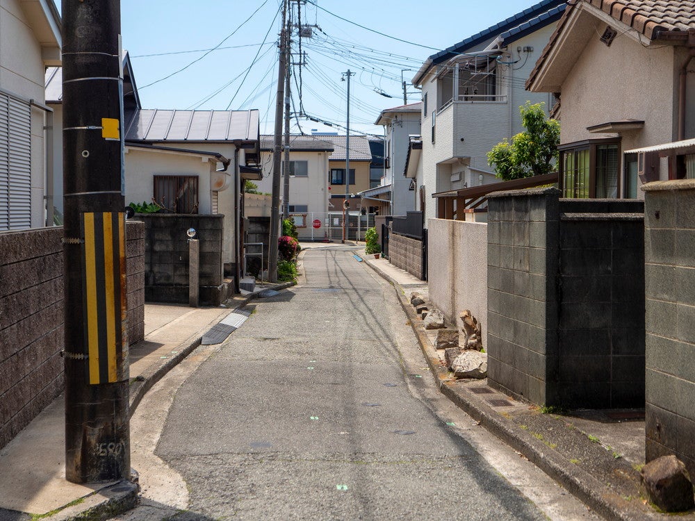生活道路のイメージ。(c)しょこまろん – stock.adobe.com