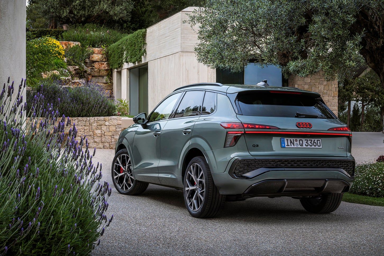 アウディQ3｜Audi Q3