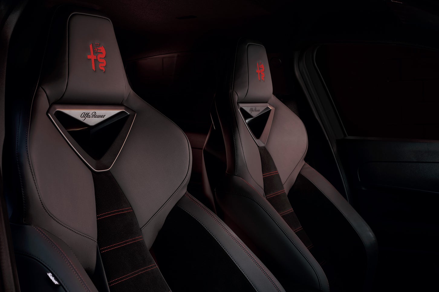アルファロメオ・ジュニア イブリダ スペチアーレ｜Alfa Romeo Junior Ibrida Speciale
