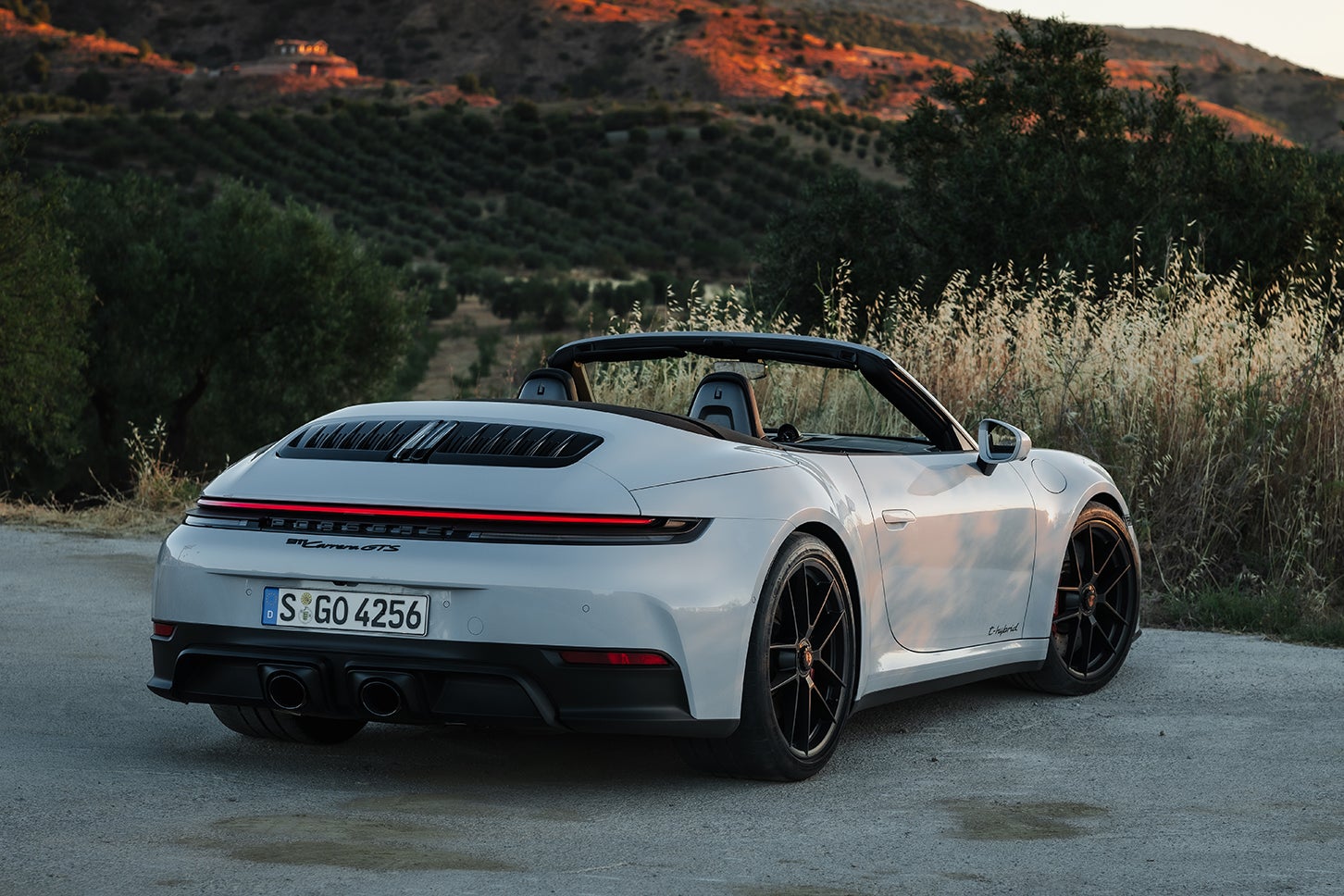 ポルシェ911カレラGTSカブリオレ（現行992.2型）｜Porsche 911 Carrera GTS Cabriolet（type 992.2）