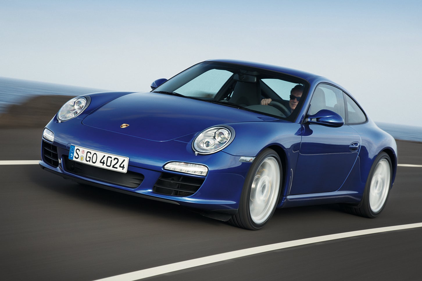 PASM（ポルシェ・アクティブ・サスペンション・マネジメント）は911シリーズでは写真の997型（6代目）から採用。カレラSやGT3に標準装備された
