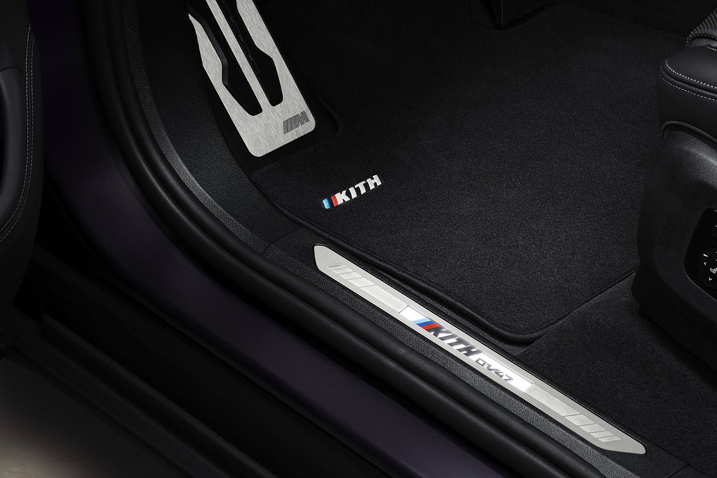 BMW XM by Kith