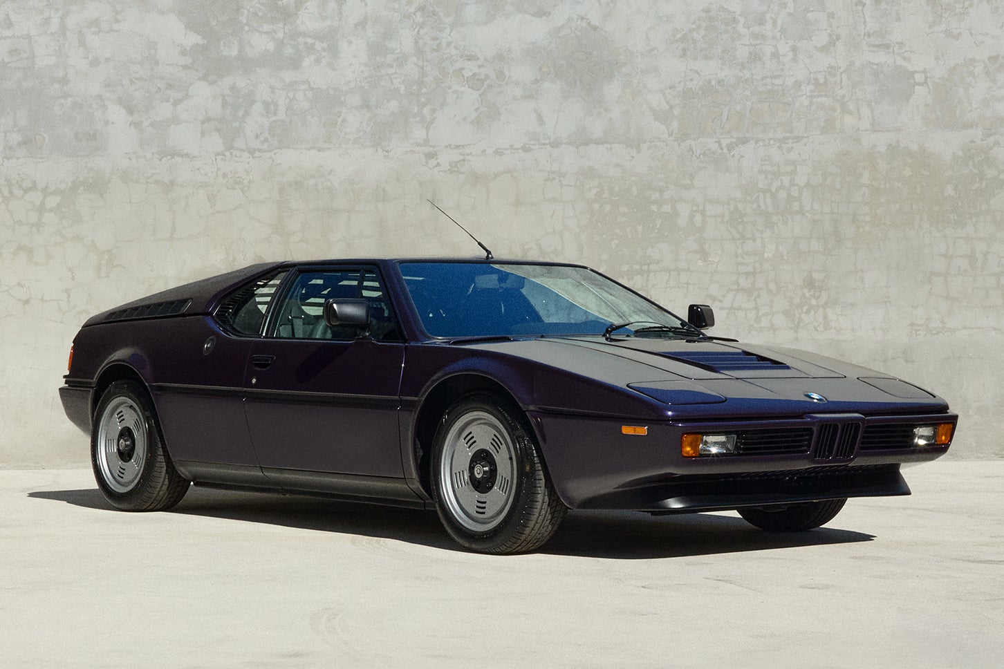 1981 BMW M1 E26 by Ronnie Fieg.