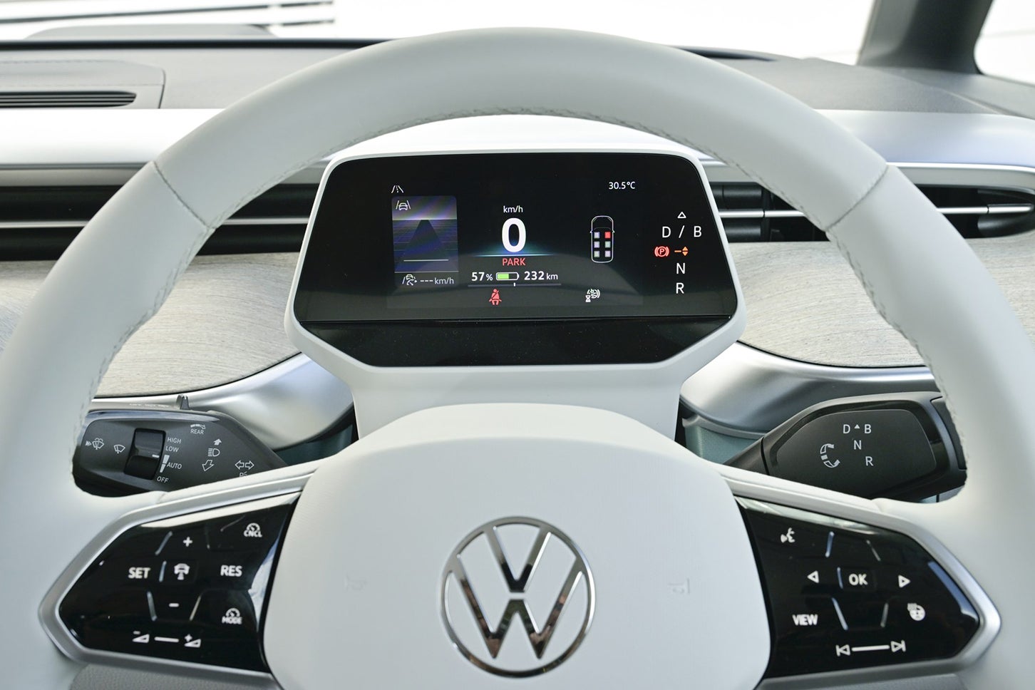 フォルクスワーゲンID.バズ プロ｜Volkswagen ID.Buzz Pro