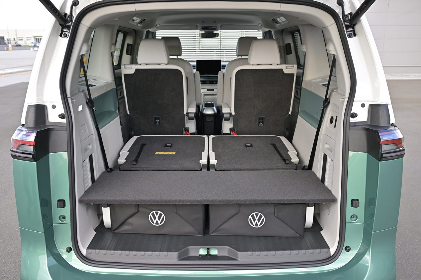 フォルクスワーゲンID.バズ プロ｜Volkswagen ID.Buzz Pro