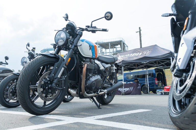 トライアンフ スピードツイン900｜Triumph Speed Twin 900