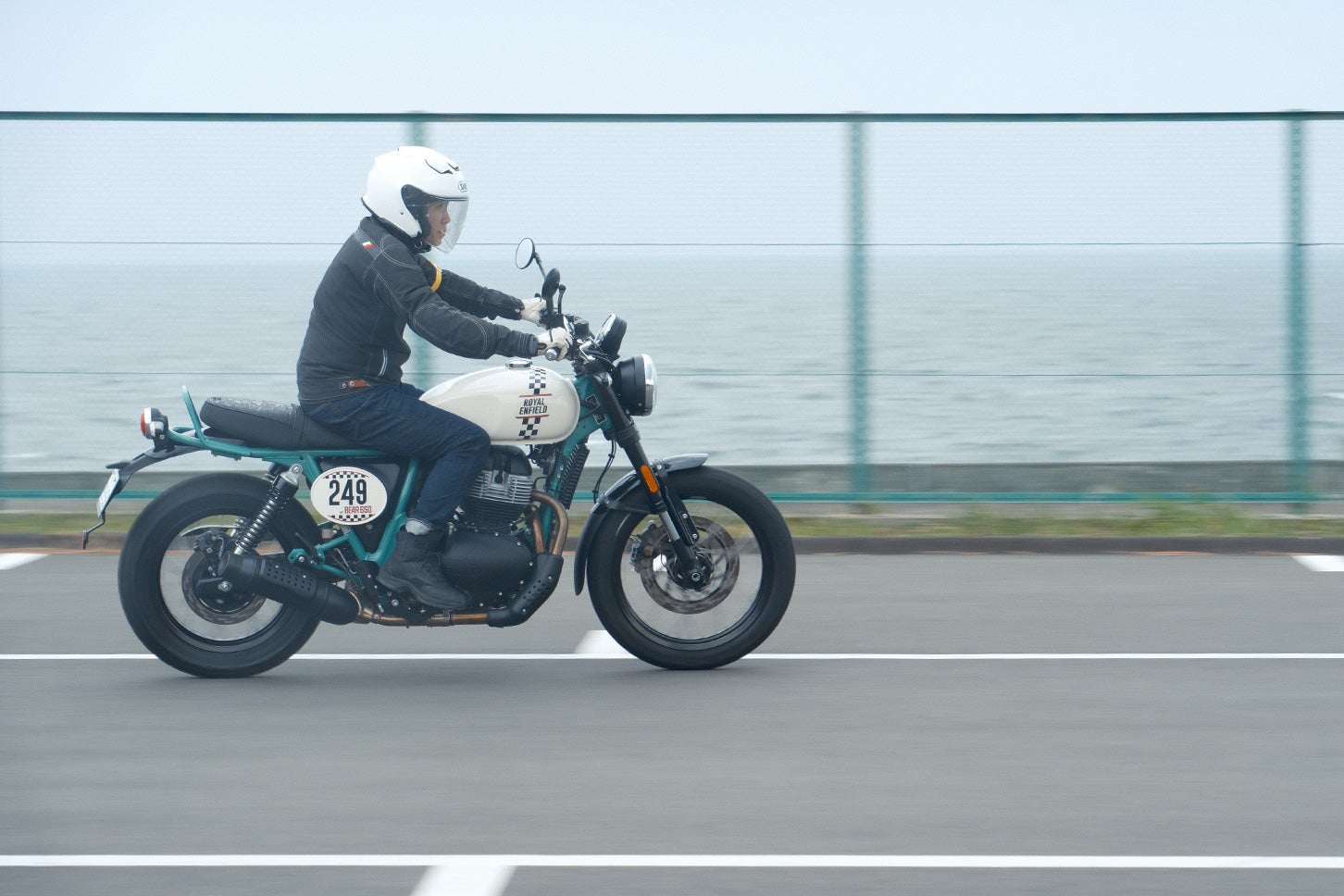 ロイヤルエンフィールド ベア650｜Royal Enfield Bear 650