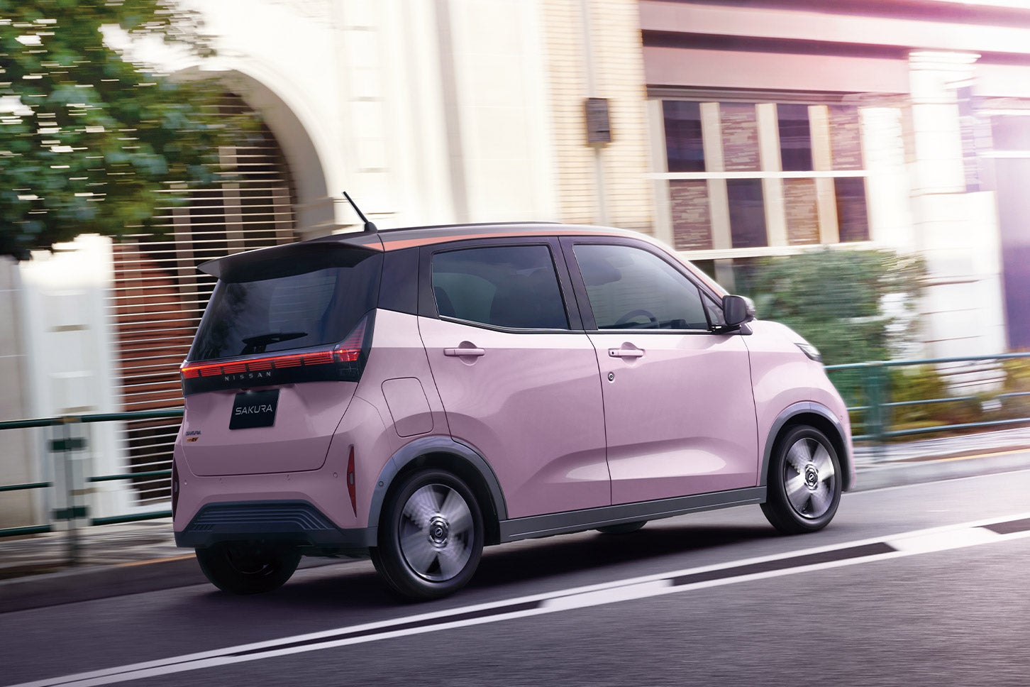 日産 SAKURA