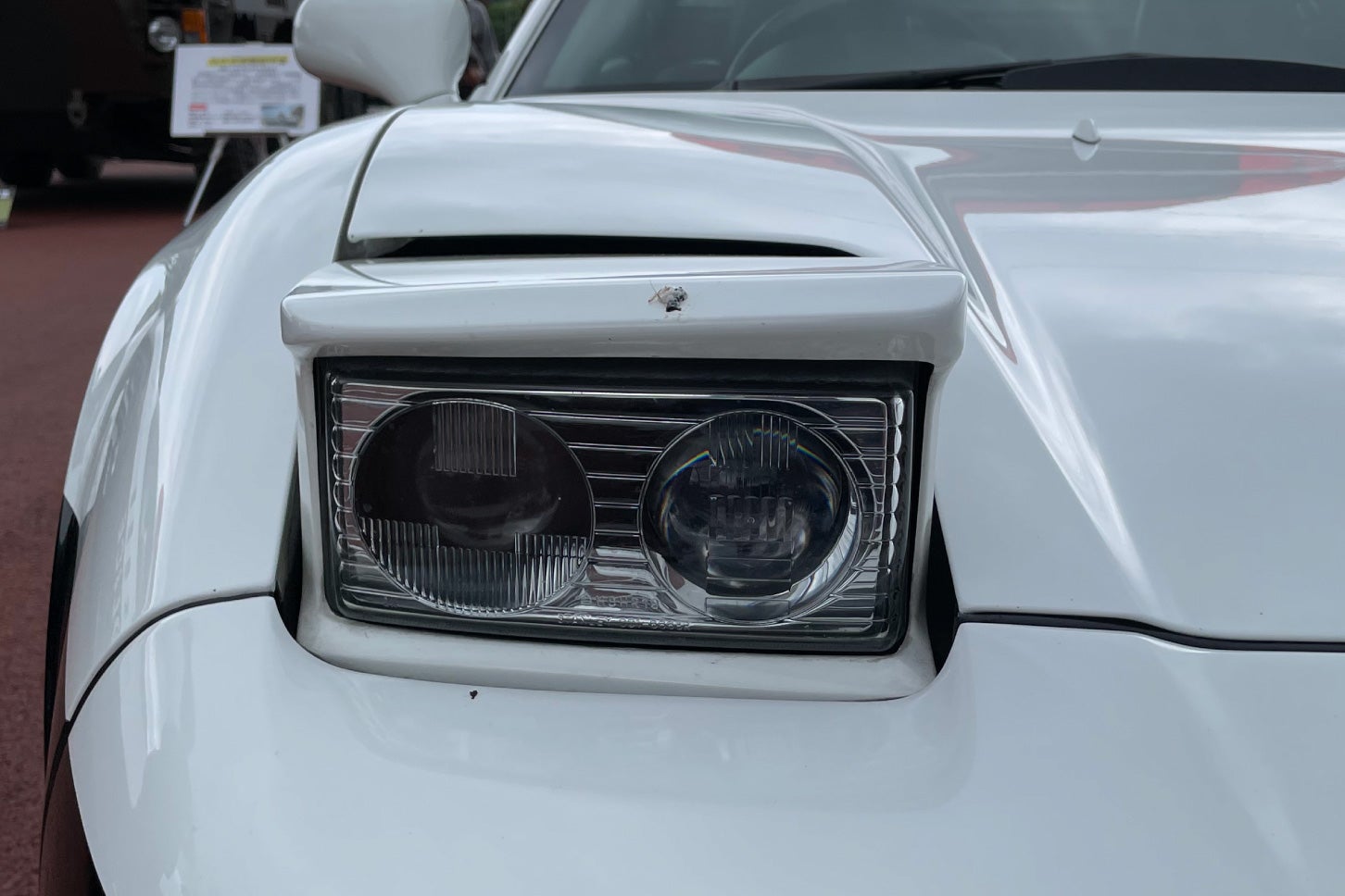モビリティリゾートもてぎに展示された「ホンダ・NSX（NA2型）」のパトカー。