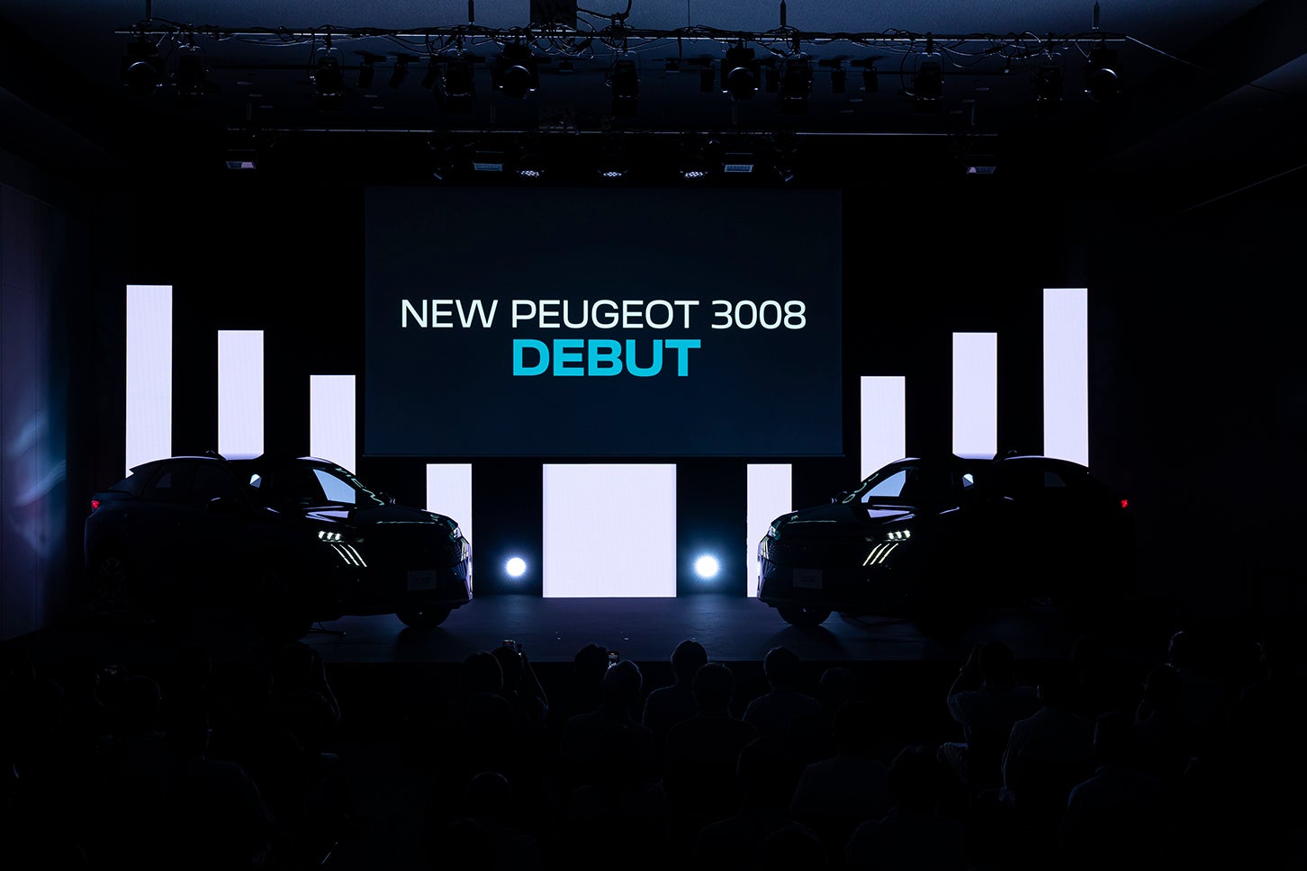 プジョー3008ハイブリッド｜Peugeot 3008 Hybrid