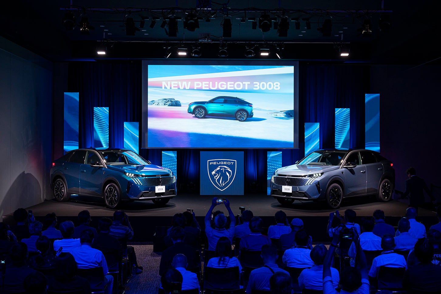 プジョー3008ハイブリッド｜Peugeot 3008 Hybrid