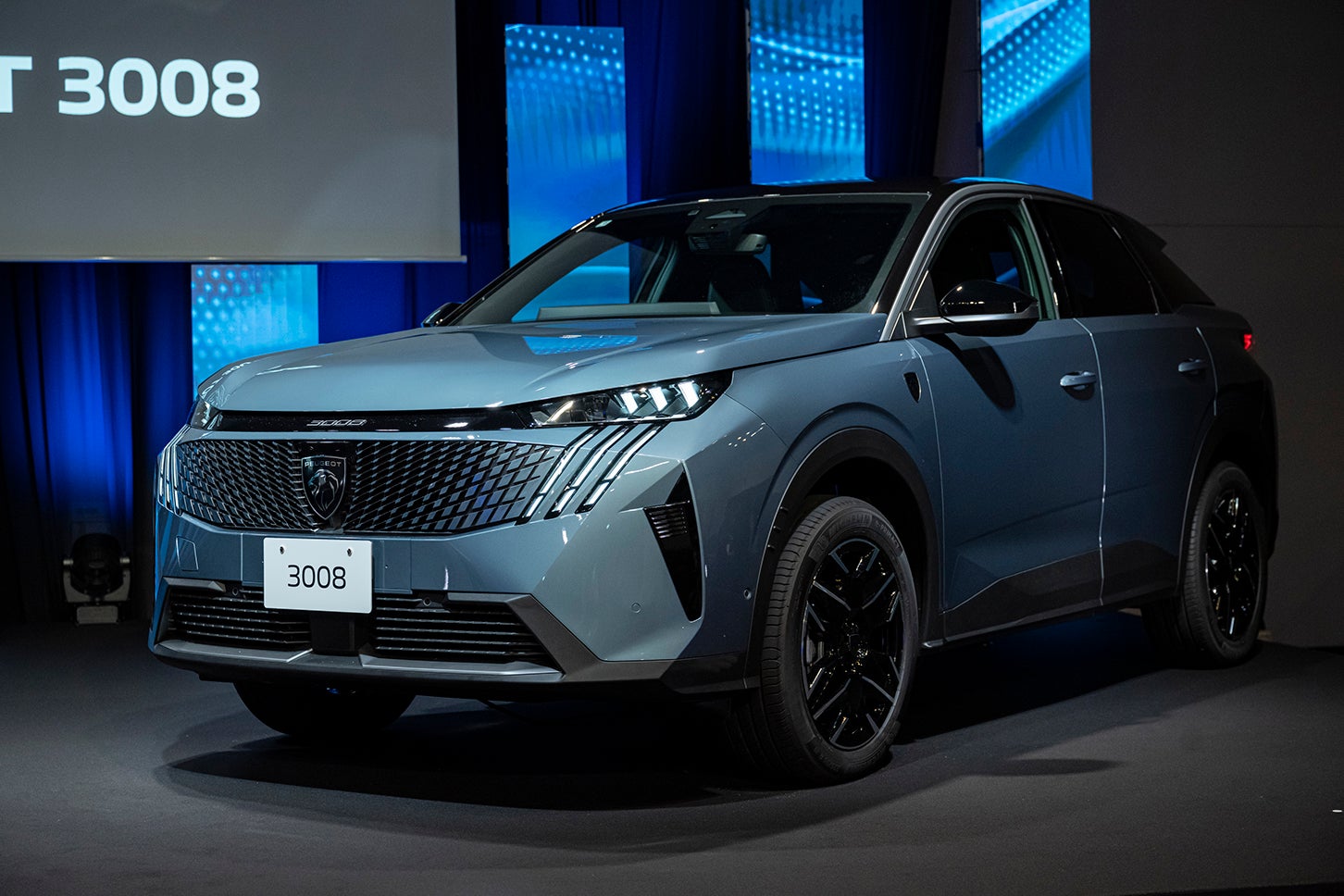 プジョー3008ハイブリッド｜Peugeot 3008 Hybrid