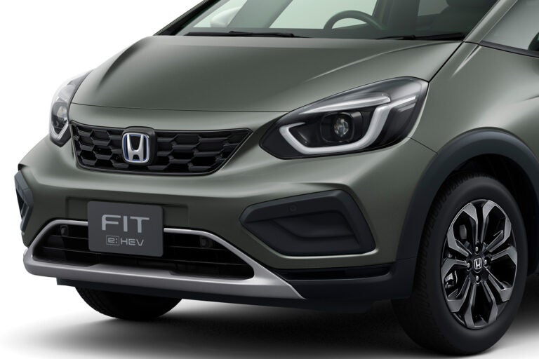 ホンダ・フィットe:HEVクロスター｜Honda Fit e:HEV CROSSTAR