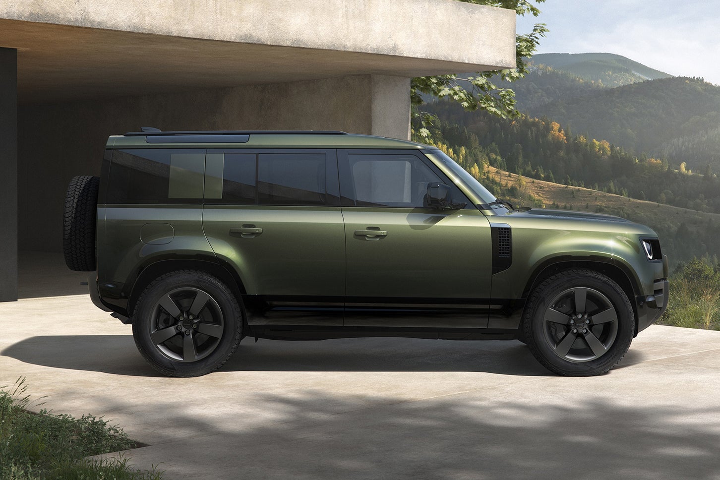 ランドローバー・ディフェンダー110｜Land Rover Defender 110