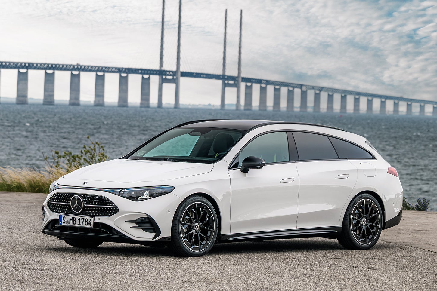 メルセデス・ベンツCLAシューティングブレーク｜Mercedes-Benz CLA Shooting Brake