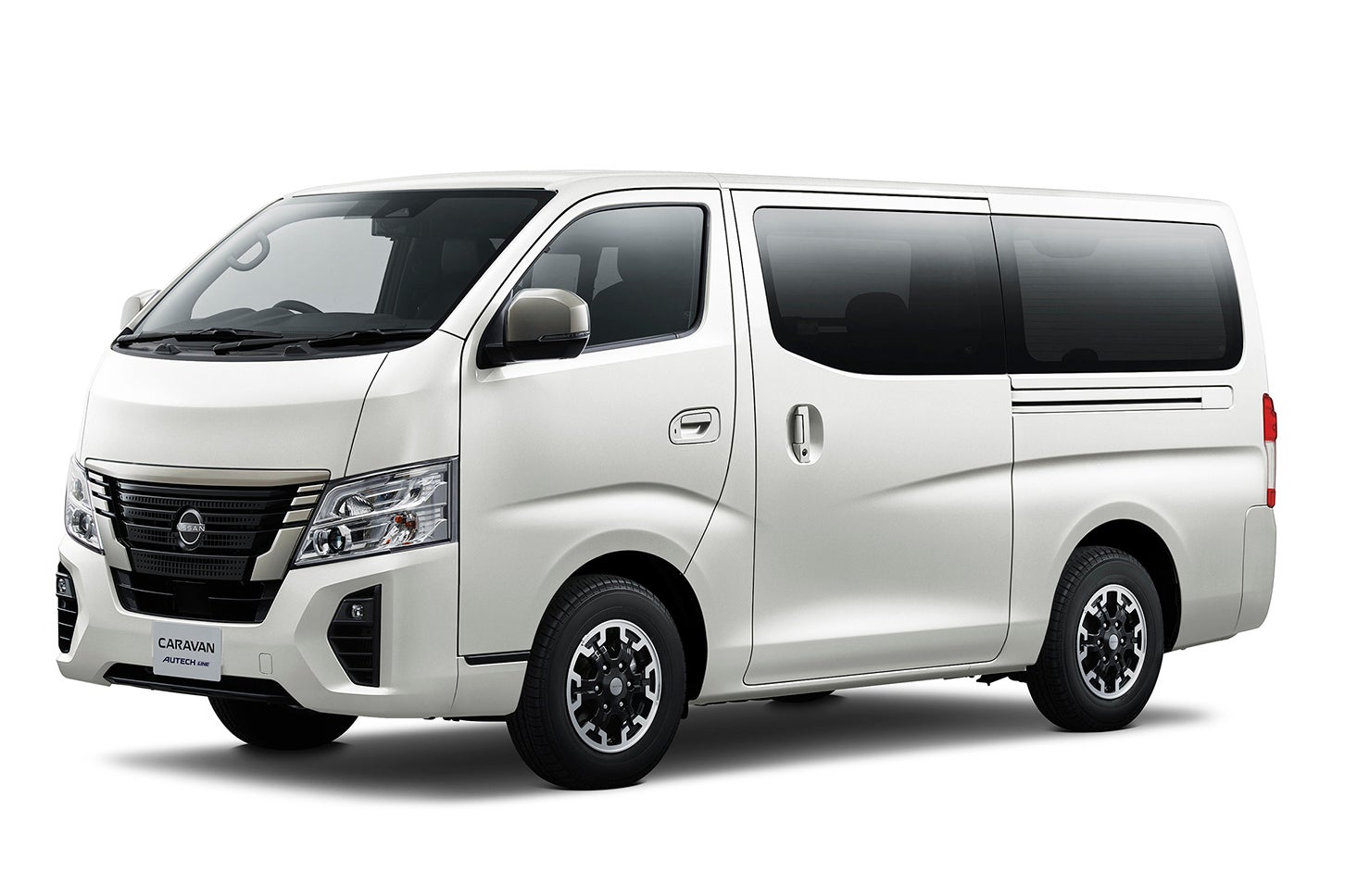 日産キャラバンAUTECH LINE PLUS