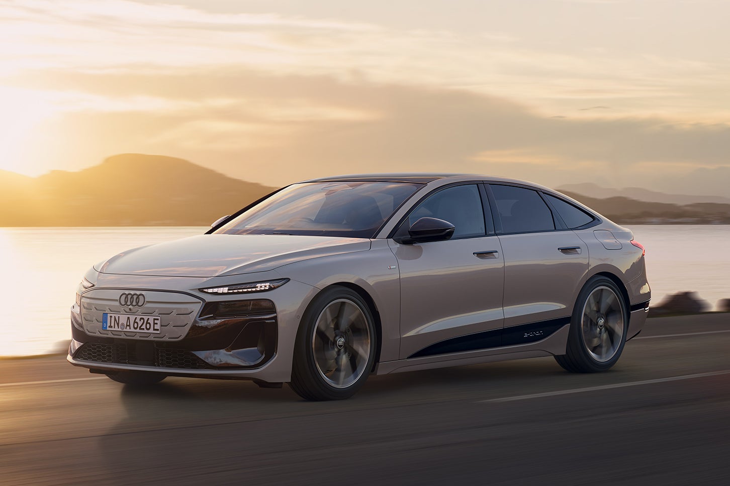 アウディA6スポーツバックe-tronパフォーマンス｜Audi A6 Sportback e-tron performance