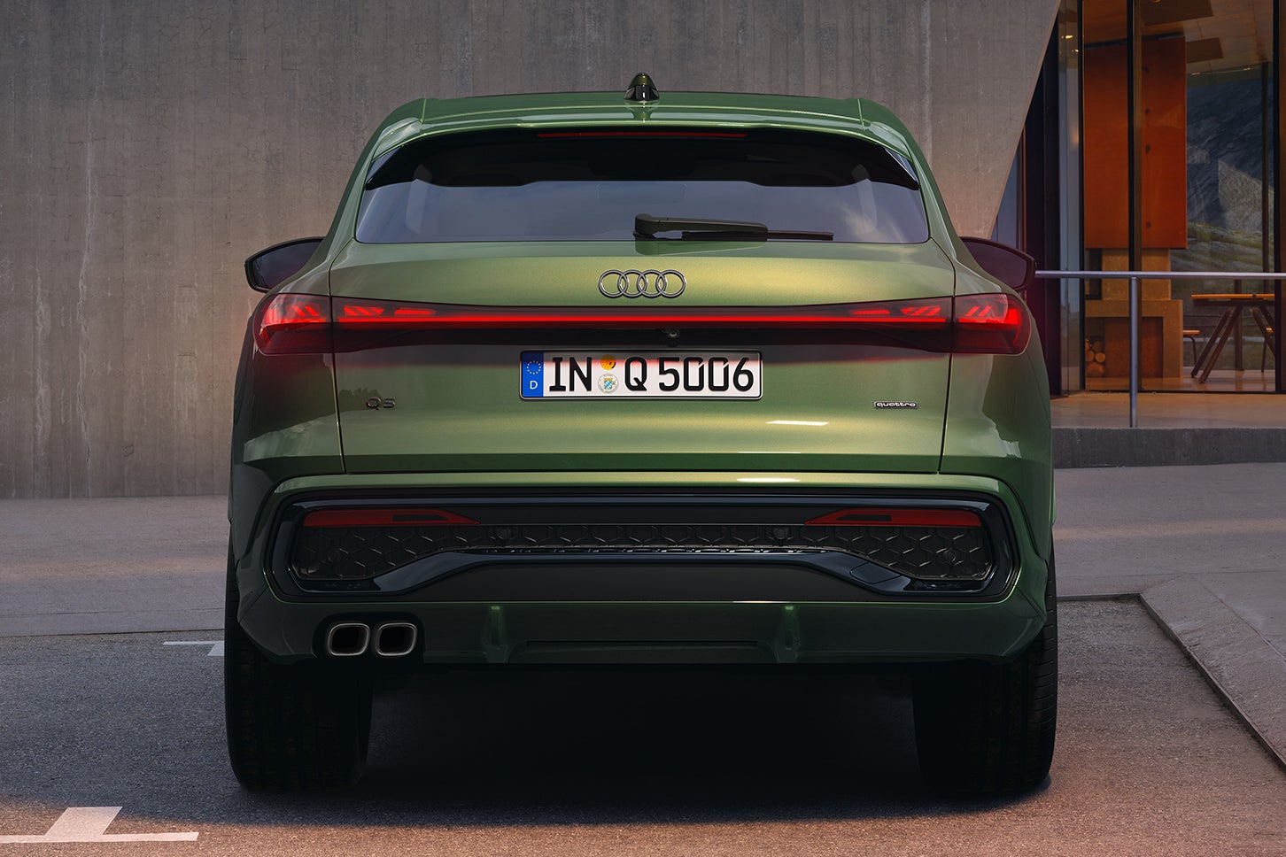 アウディQ5スポーツバック｜Audi Q5 Sportback