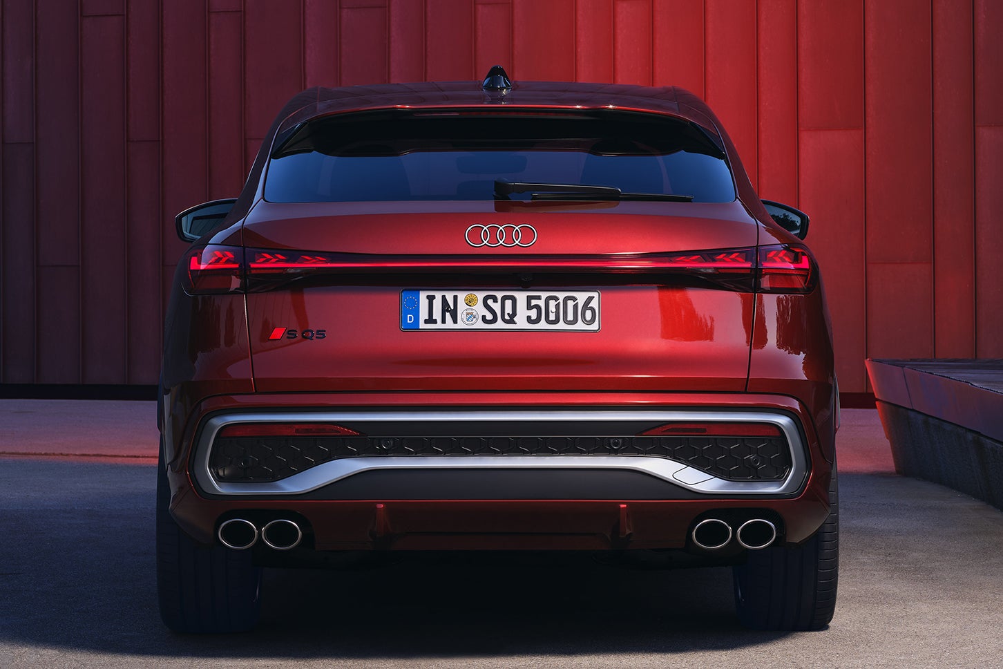 アウディSQ5スポーツバック｜Audi SQ5 Sportback