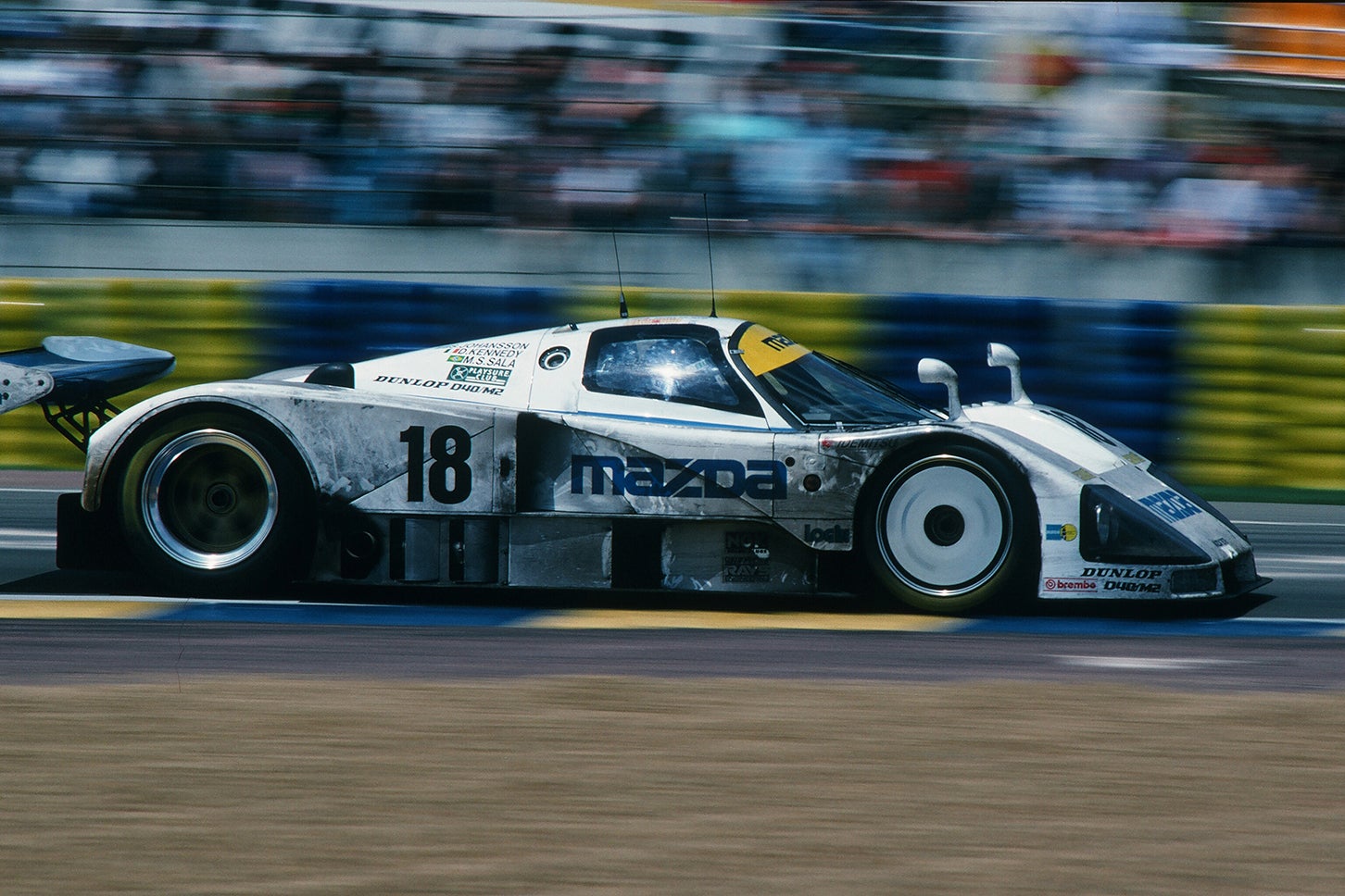 1991年のル・マン24時間耐久レースで日本車初の総合優勝を飾ったマツダ787B