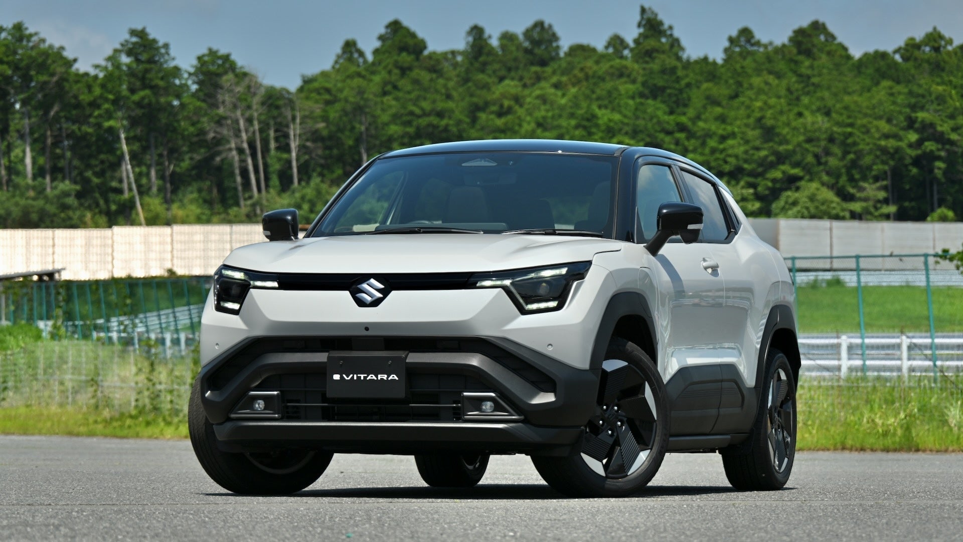 スズキ eビターラ｜Suzuki eVitara