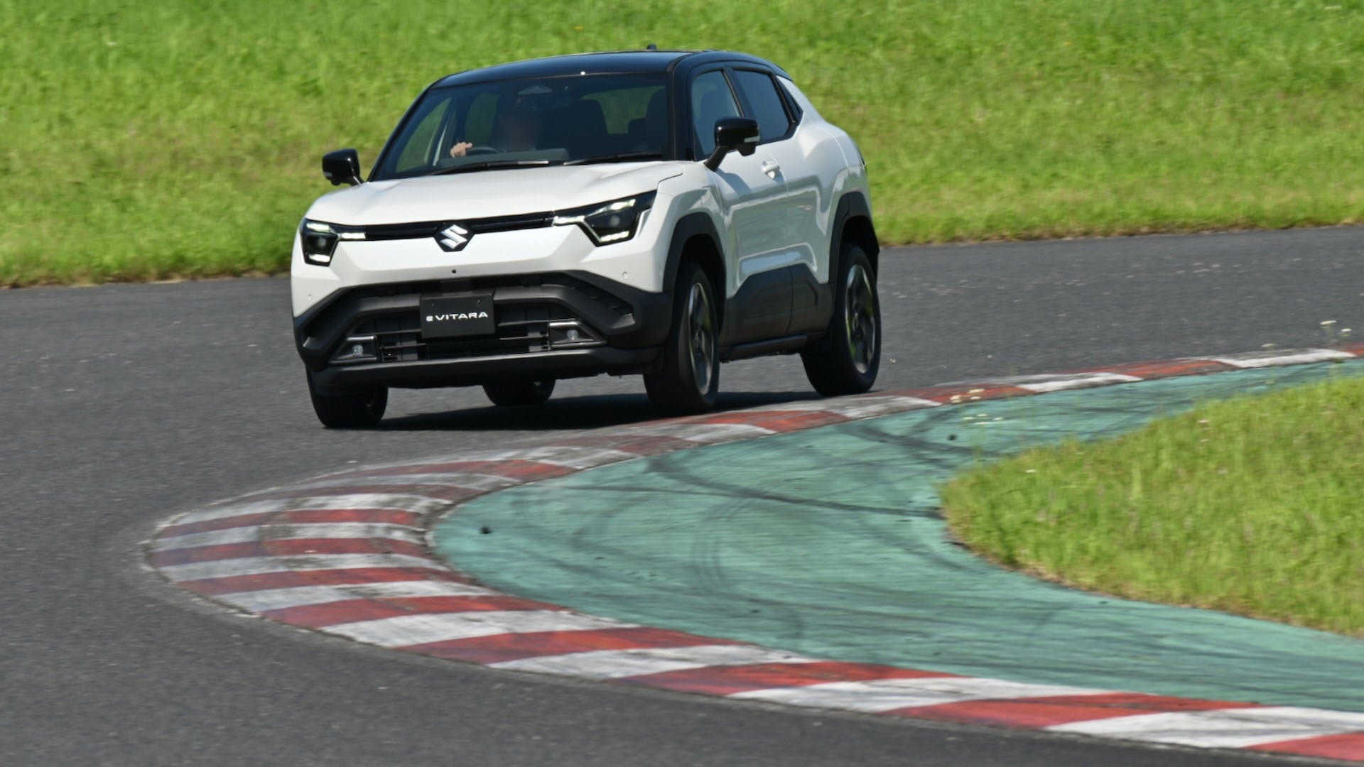 スズキ eビターラ｜Suzuki eVitara