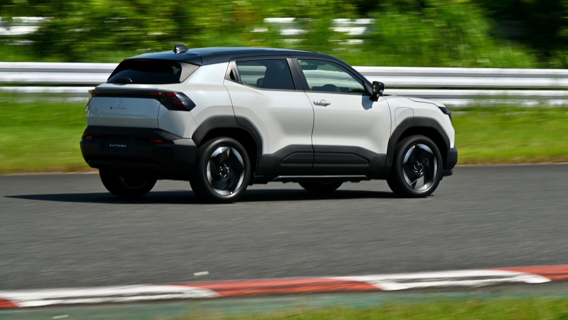 スズキ eビターラ|Suzuki eVitara
