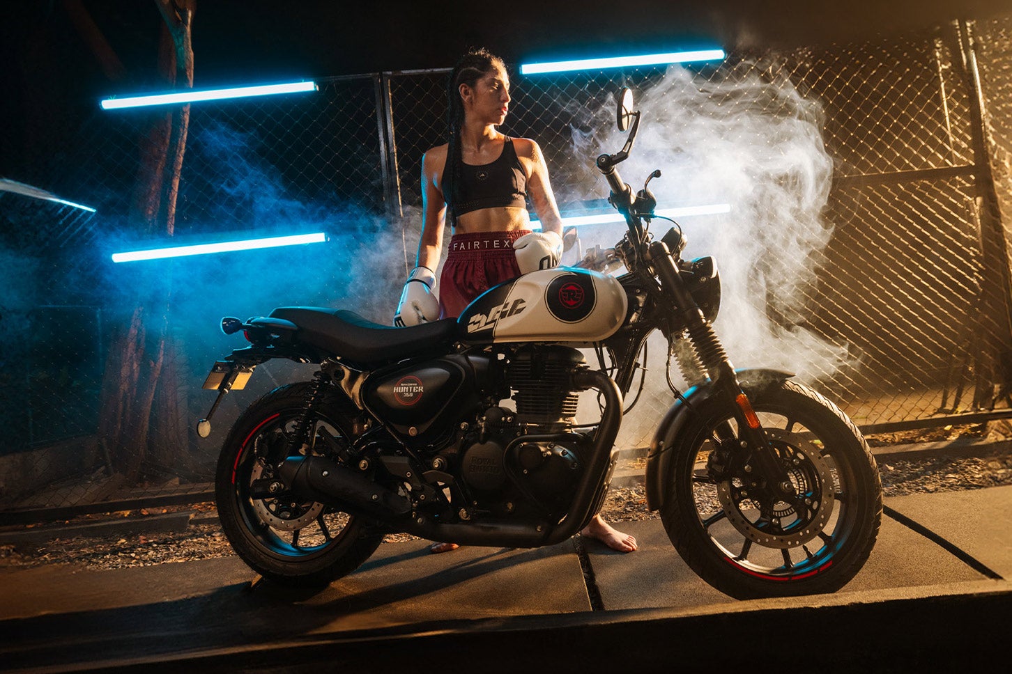 ハンター350の新色「Tokyo Black(トウキョウ・ブラック)」