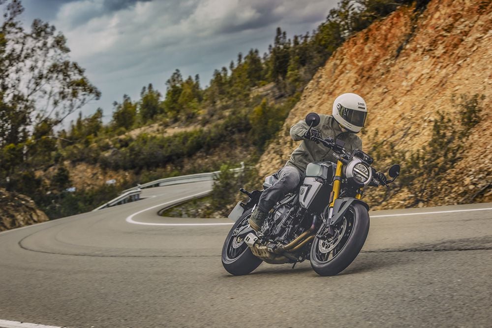 スズキ GSX-8T｜Suzuki GSX-8T