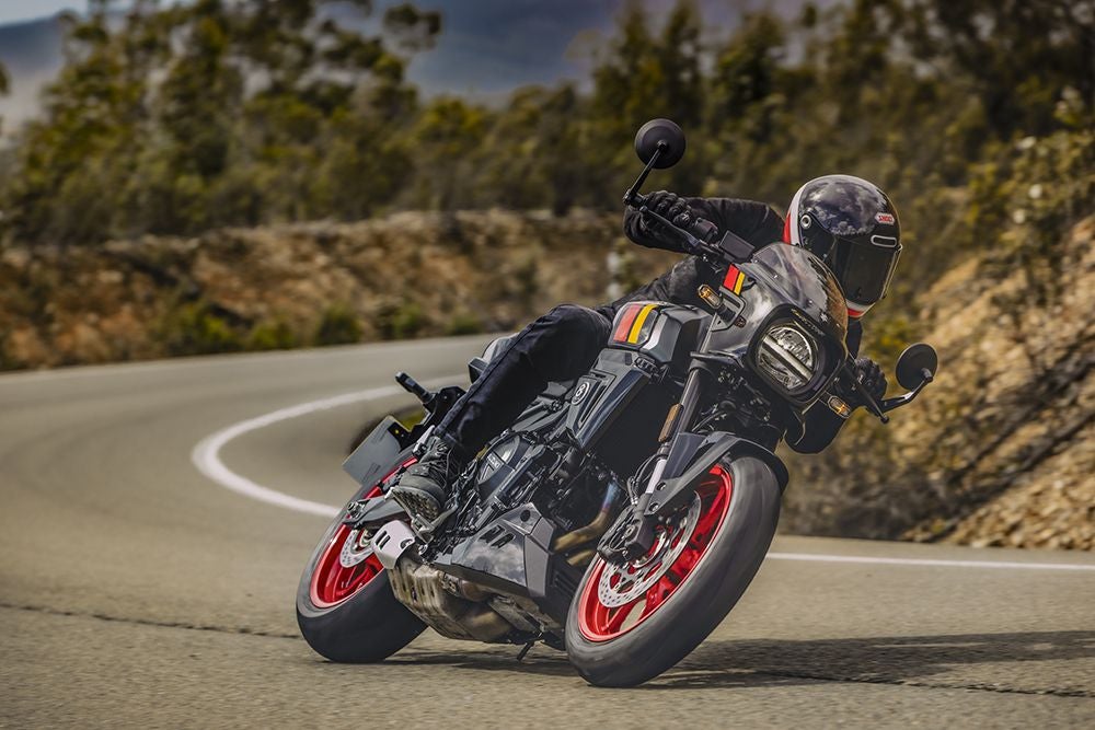 スズキ GSX-8TT｜Suzuki GSX-8TT