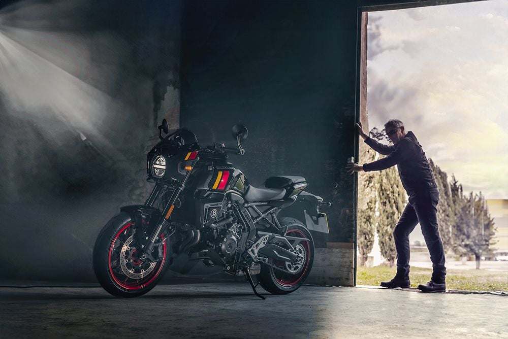 スズキ GSX-8TT｜Suzuki GSX-8TT