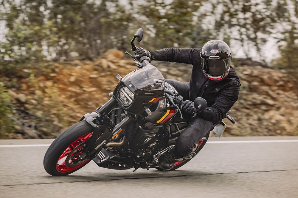 スズキ GSX-8TT｜Suzuki GSX-8TT