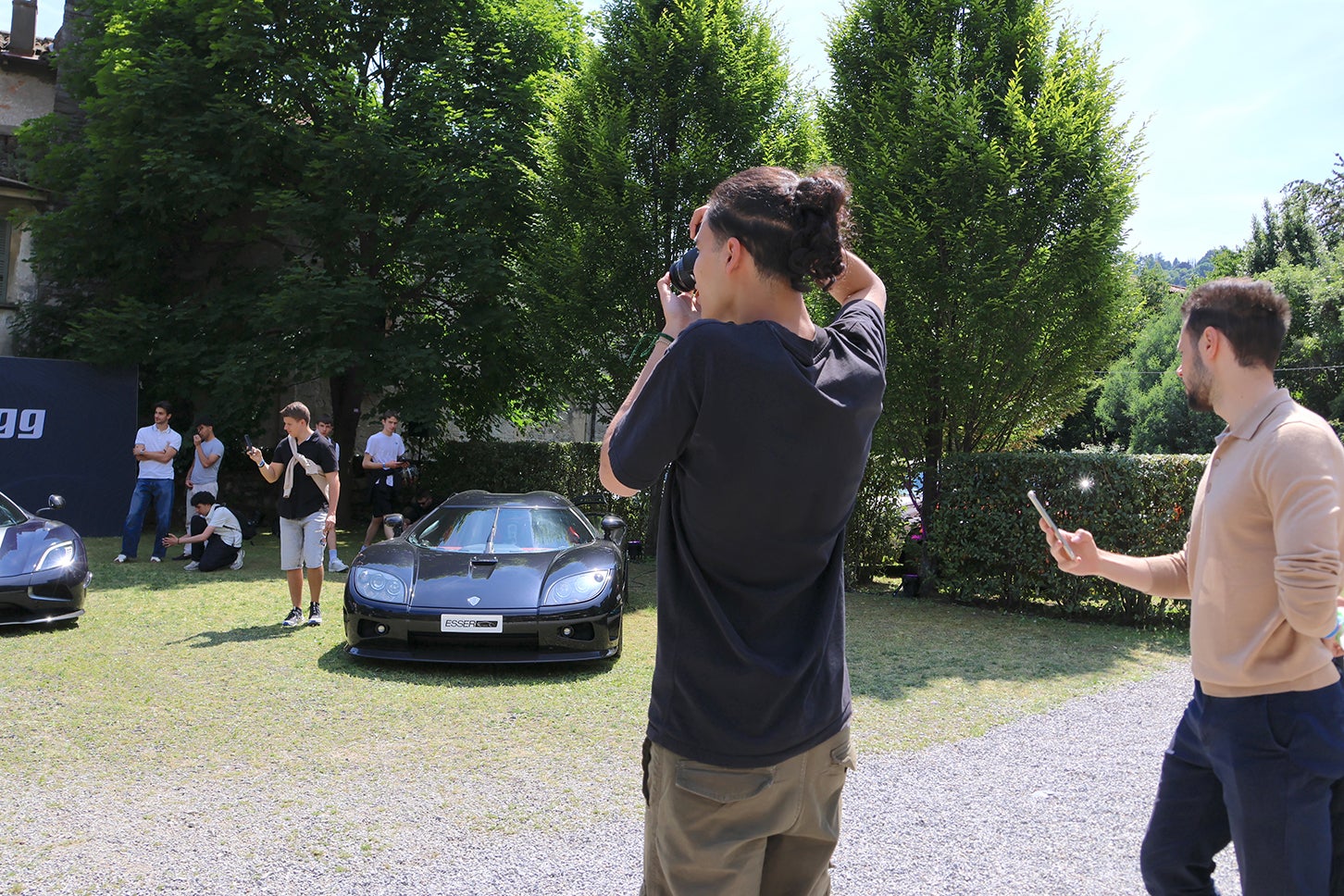 「ケーニグセグ」の歴代モデルが並ぶコーナーで。