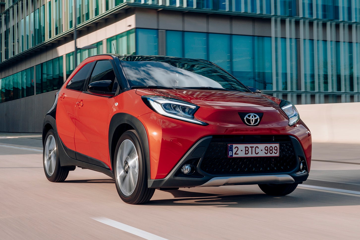 トヨタ・アイゴ クロス｜Toyota Aygo X