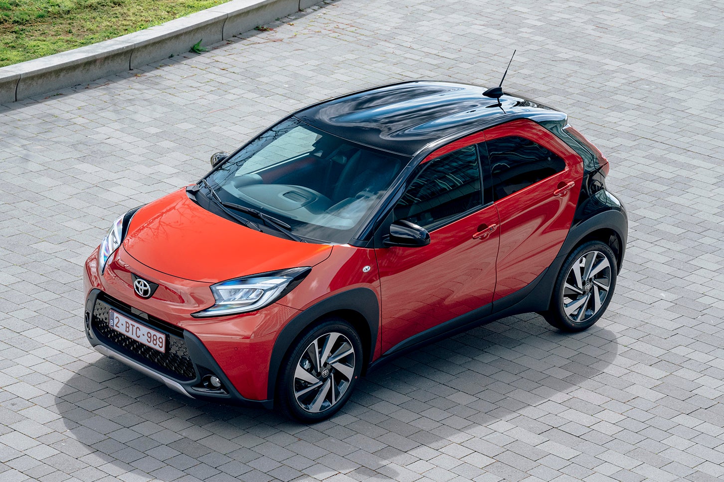 トヨタ・アイゴ クロス｜Toyota Aygo X
