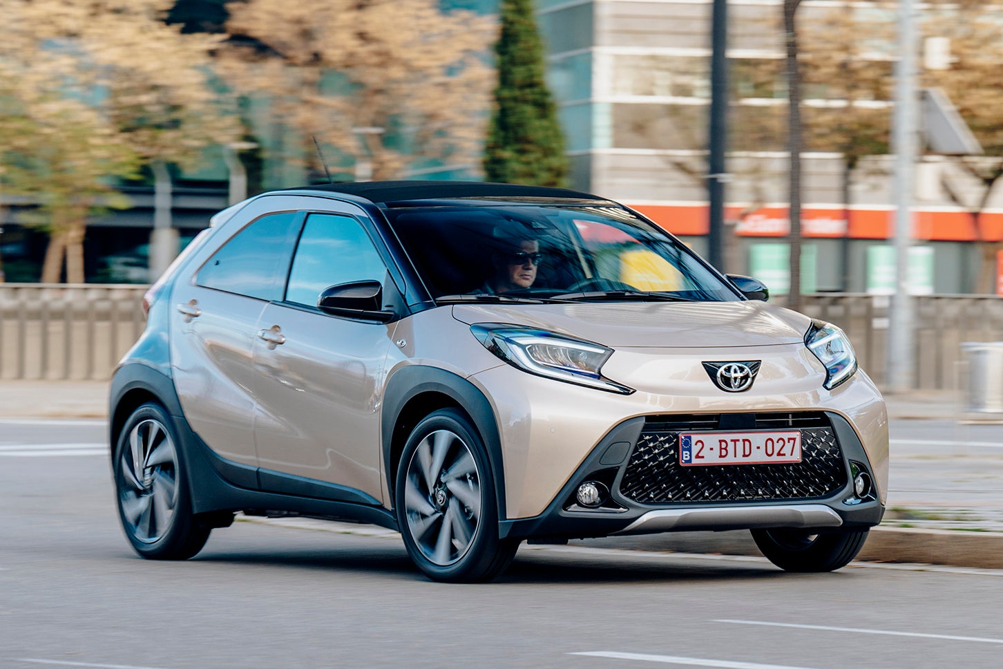 トヨタ・アイゴ クロス｜Toyota Aygo X