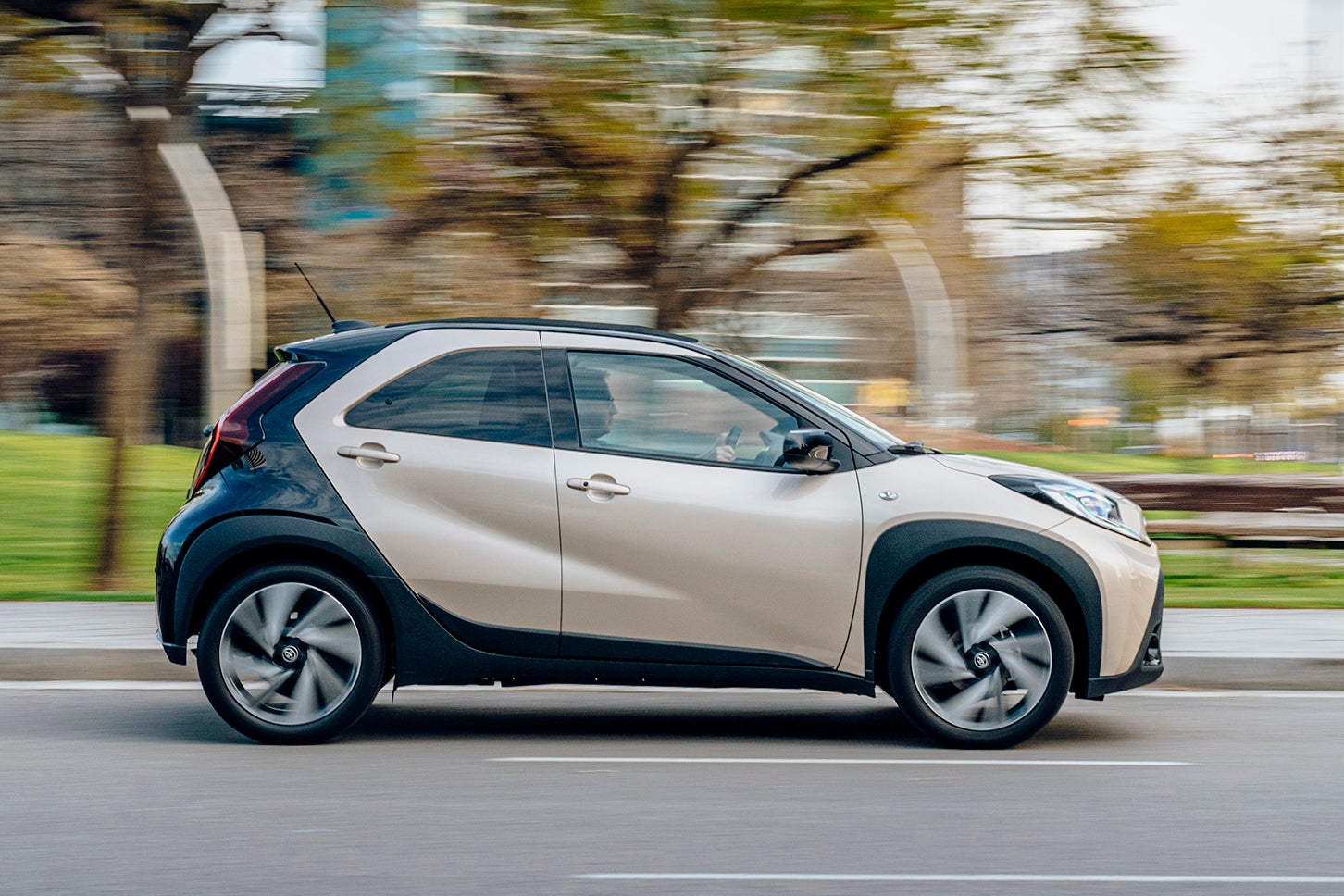 トヨタ・アイゴ クロス｜Toyota Aygo X
