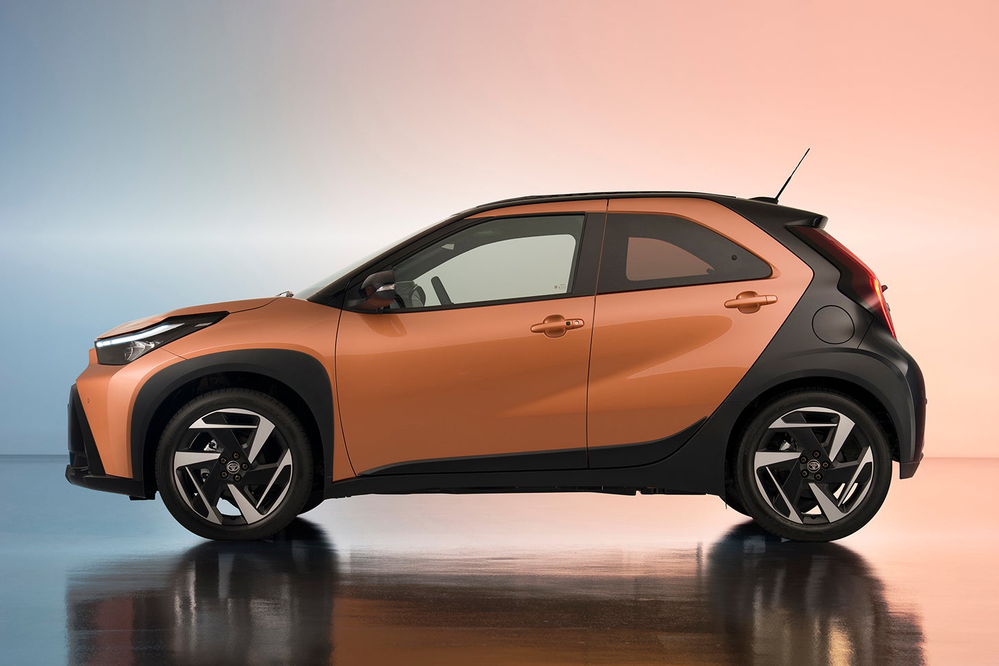 トヨタ・アイゴ クロス ハイブリッド｜Toyota Aygo X Hybrid