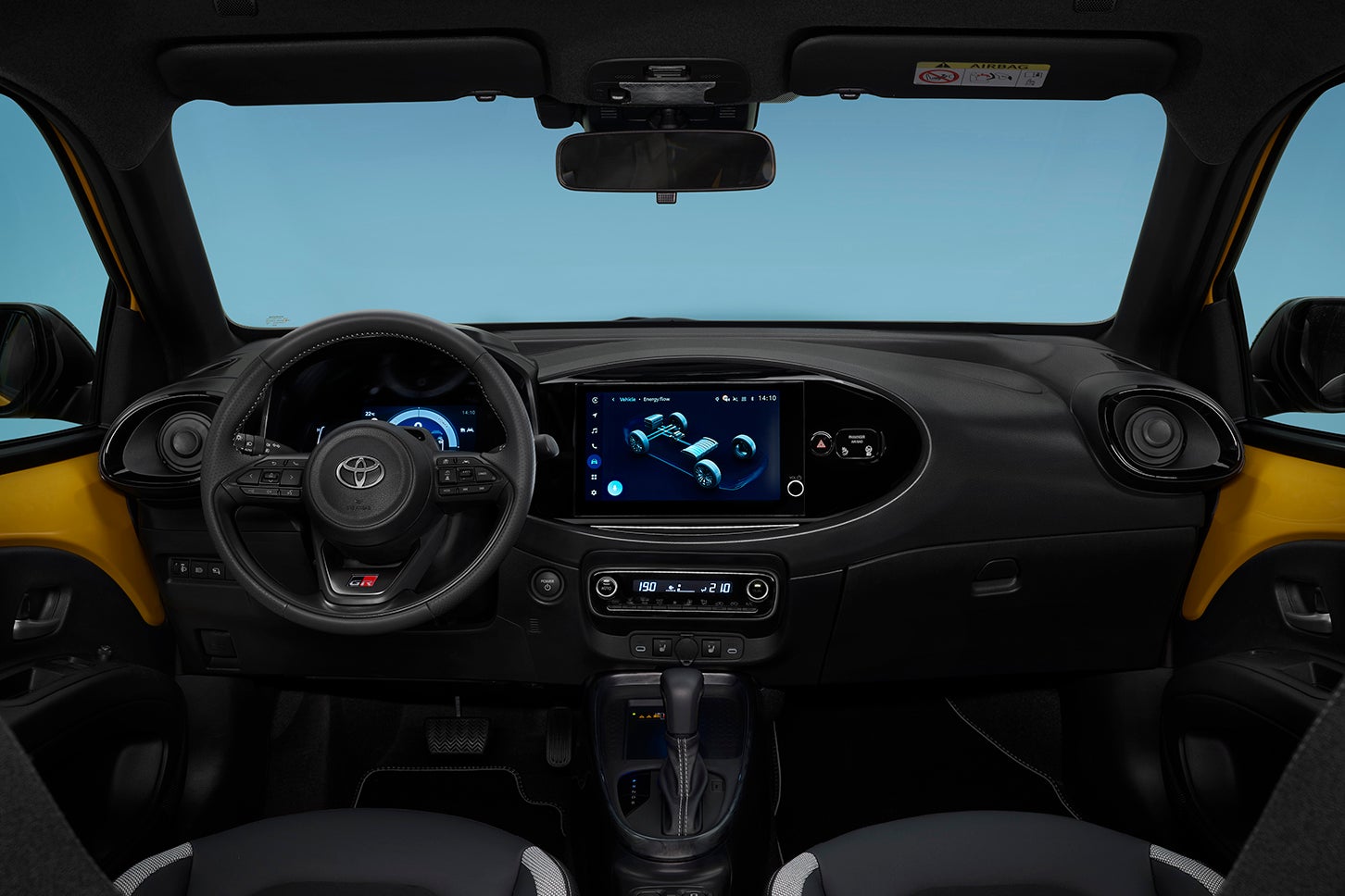 トヨタ・アイゴ クロス ハイブリッドGRスポーツ｜Toyota Aygo X Hybrid GR Sport