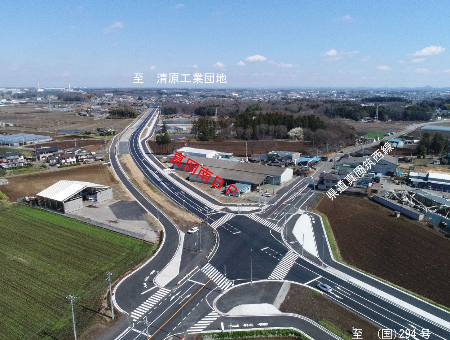 鬼怒テクノ通り「真岡南バイパス」県道真岡筑西線付近。