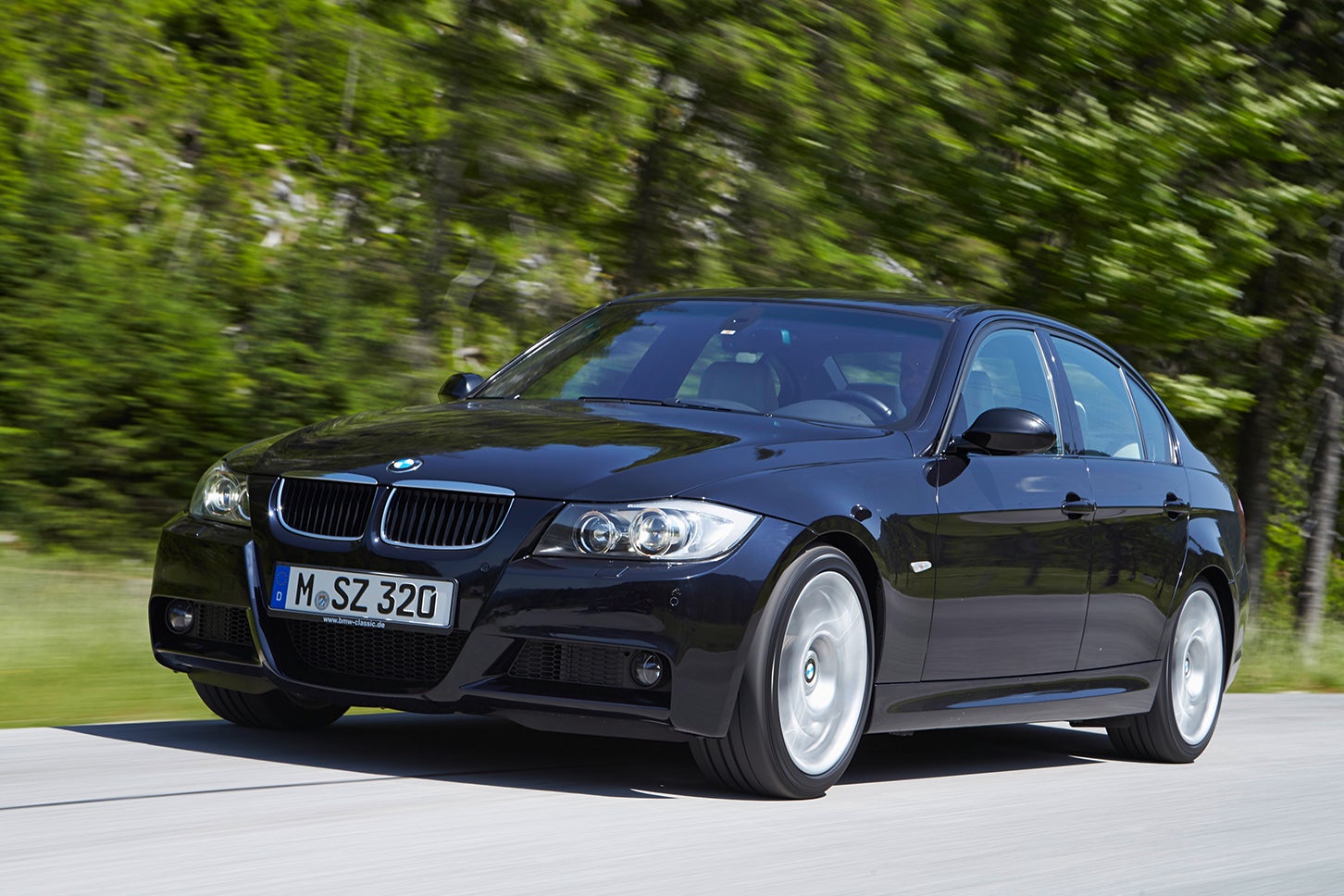 ビー・エム・ダブリュー 3シリーズ（5代目 E90系）｜BMW 3 Series