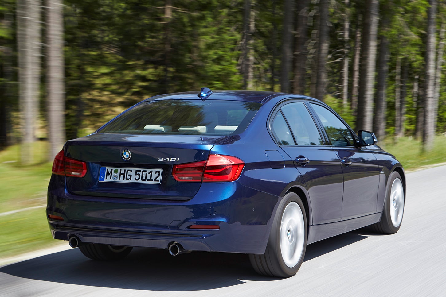 ビー・エム・ダブリュー 3シリーズ（6代目 F30系）｜BMW 3 Series